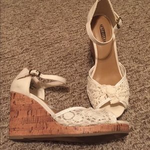 Seychelles Ivory Wedges